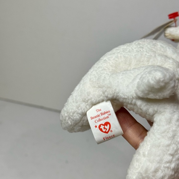 TY Fleece Beanie Baby Retired Lamb “Fleece” 1996 - Picture 4 of 8